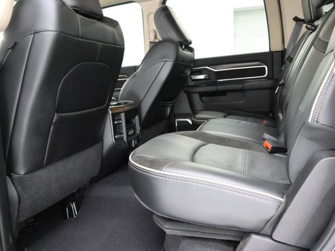 Used 2022 RAM 2500 Laramie AWD/4WD image 9