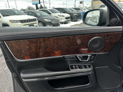 Used 2016 Jaguar XJ L Portfolio image 19