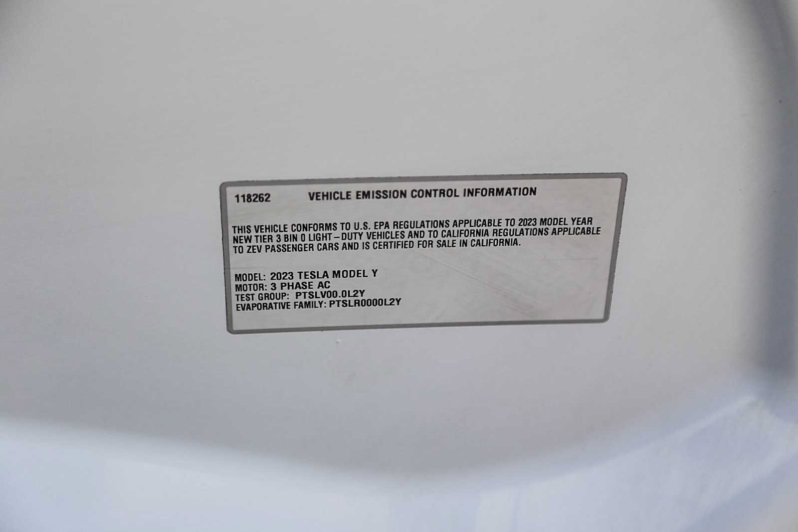 Used 2023 Tesla Model Y Long Range AWD/4WD image 27