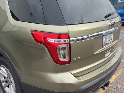 Used 2013 Ford Explorer XLT image 7