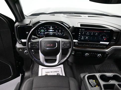 Used 2024 GMC Sierra 1500 Elevation AWD/4WD image 18