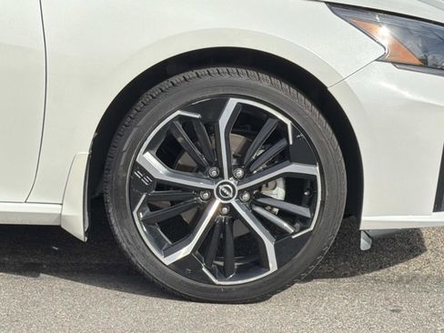 Used 2024 Nissan Altima 2.5 SR image 26