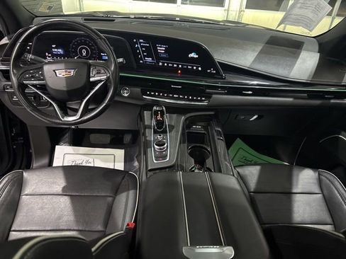 Used 2021 Cadillac Escalade Sport w/ Driver Assist Tech Package image 39