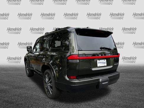 Certified 2025 Lexus GX 550 w/ Accessory Package (2T) image 7