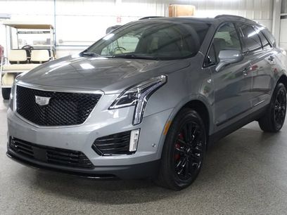 New 2026 Cadillac XT5 Sportv w/ LPO, Onyx Lite Package