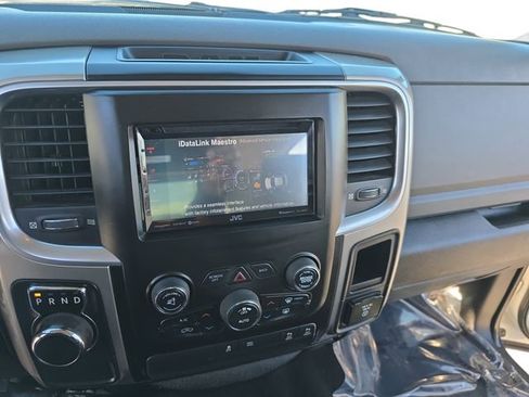 Used 2019 RAM 1500 Big Horn RWD image 9