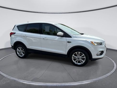 Used 2019 Ford Escape SE AWD/4WD image 6