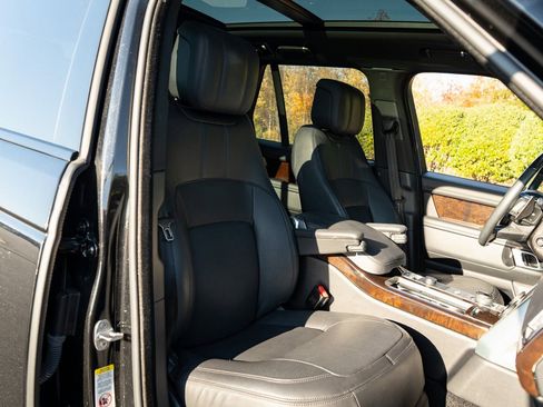 Used 2021 Land Rover Range Rover P525 Westminster Edition image 35