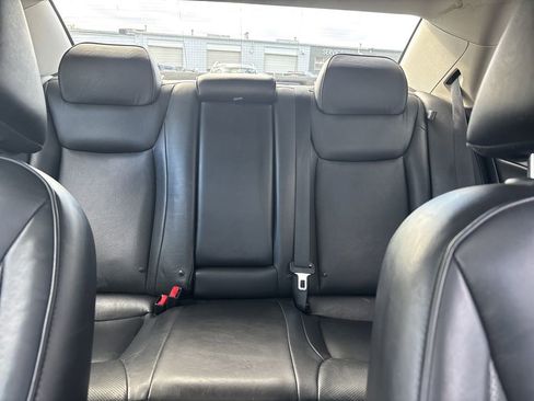 Used 2018 Chrysler 300 Limited w/ Safetytec Plus Group image 19