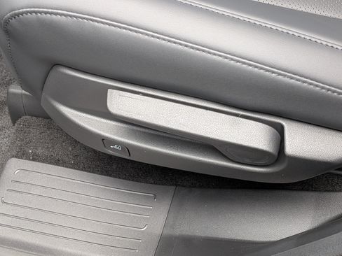 New 2027 Hyundai Santa Fe SE FWD image 12