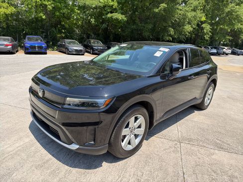 Used 2024 Honda Prologue EX image 3