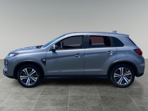 Used 2022 Mitsubishi Outlander Sport LE FWD image 2