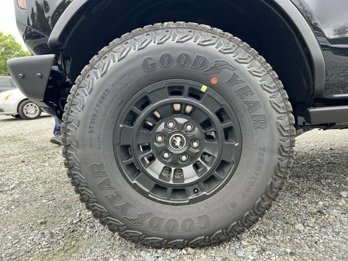 New 2026 Ford Bronco Badlands AWD/4WD image 12