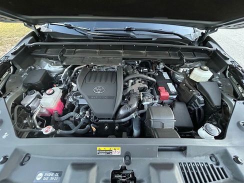 Certified 2023 Toyota Highlander XSE image 11