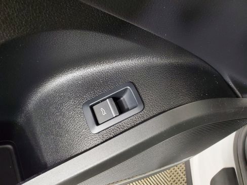 Certified 2023 Audi Q5 2.0T Premium Plus image 32