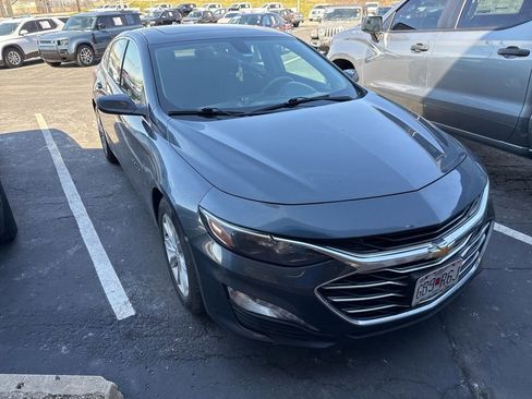 Used 2019 Chevrolet Malibu LT image 1