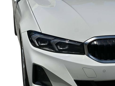 Used 2023 BMW 330i xDrive Sedan w/ Premium Package AWD/4WD image 24