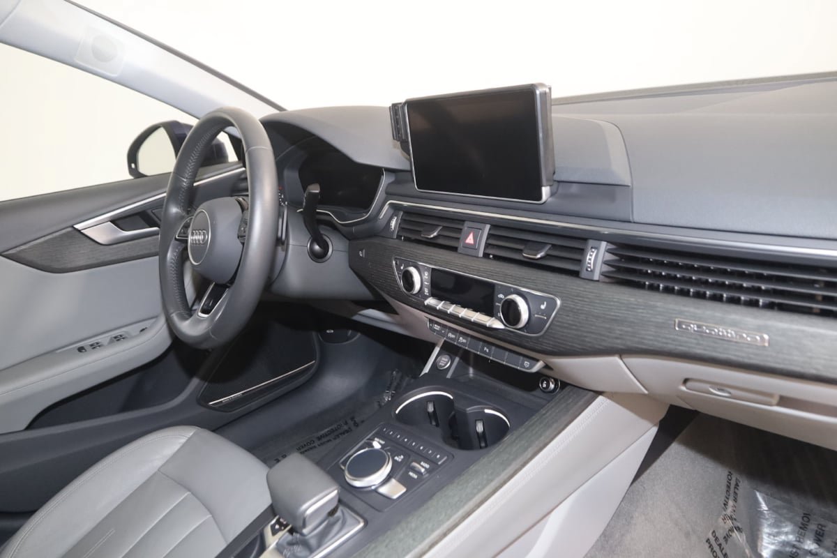 Used 2019 Audi A4 2.0T Premium Plus w/ Premium Plus Package AWD/4WD image 37