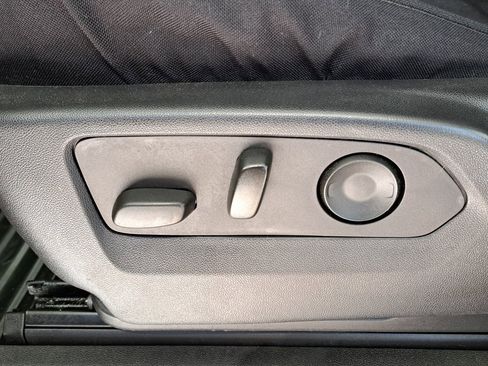 Used 2022 Chevrolet Silverado 1500 Custom Trail Boss image 22