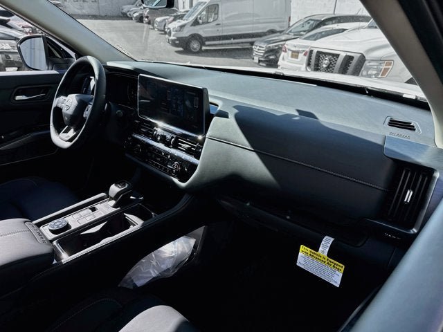 New 2026 Nissan Pathfinder SL AWD/4WD image 25
