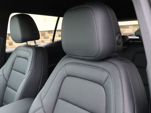 New 2026 Chevrolet Equinox LT w/ Convenience Package II image 15