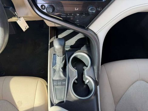 Used 2023 Toyota Camry LE FWD image 15
