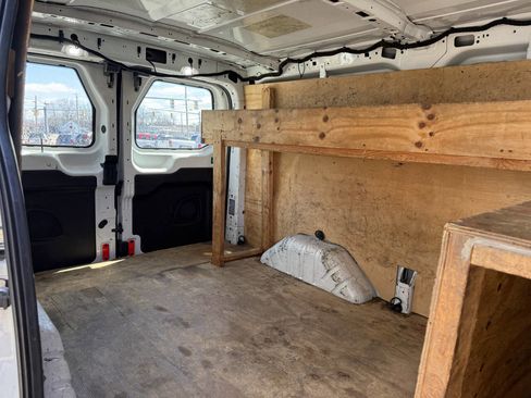Used 2018 Ford Transit 250 130 Low Roof w/ Exterior Upgrade Package image 14