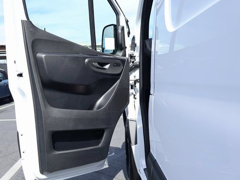 New 2026 Mercedes-Benz Sprinter 2500 image 7