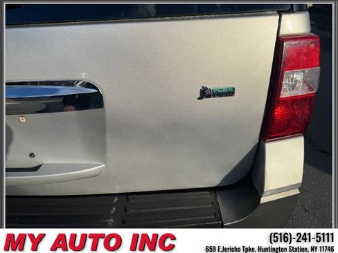 Used 2011 Ford Expedition XLT w/ 203A Rapid Spec Order Code image 36