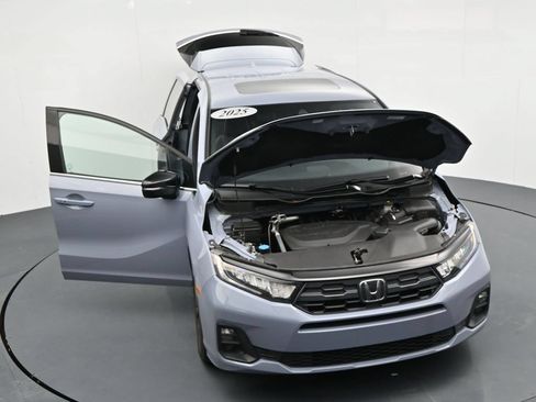 Used 2025 Honda Odyssey Sport-L image 20