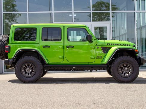Used 2025 Jeep Wrangler Unlimited Rubicon 392 AWD/4WD image 4