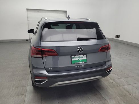 Used 2022 Volkswagen Taos SE FWD image 6