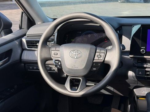 New 2026 Toyota Camry LE image 9