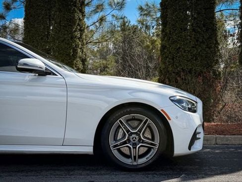 Used 2022 Mercedes-Benz E 350 Sedan w/ Driver Assistance Package image 12