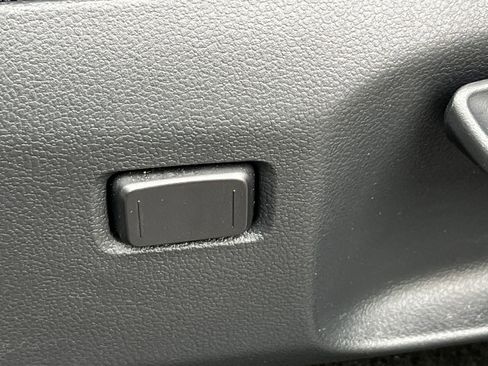 Used 2025 Toyota 4Runner TRD Off-Road image 22