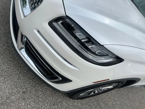 Used 2019 Lincoln Nautilus Select AWD/4WD image 34