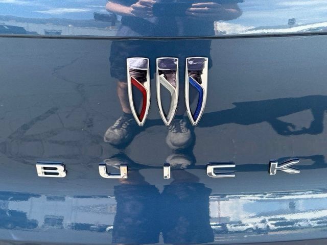 New 2026 Buick Envista Sport Touring FWD image 6