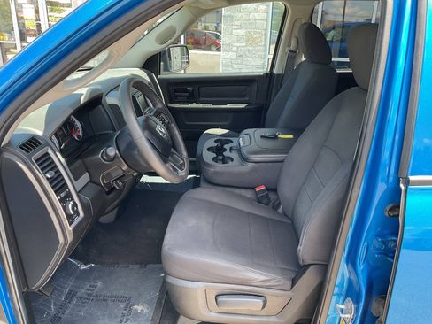 Used 2019 RAM 1500 Express w/ Express Value Package AWD/4WD image 14