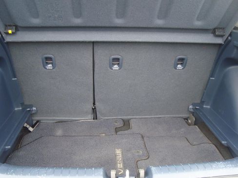 Used 2023 Hyundai Venue Limited w/ Cargo Package FWD image 20