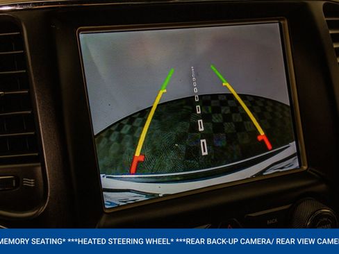 Used 2017 Jeep Grand Cherokee Limited image 9