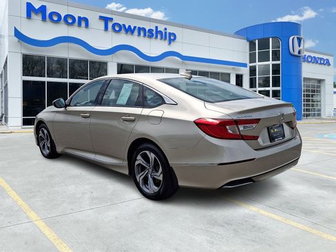 Used 2018 Honda Accord EX image 4