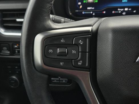 Used 2022 Chevrolet Tahoe Z71 w/ Z71 Off-Road Package AWD/4WD image 19