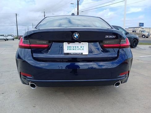 New 2026 BMW 330i Sedan RWD image 8