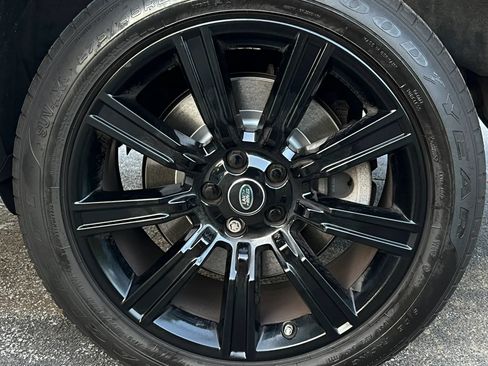 Used 2017 Land Rover Range Rover Supercharged AWD/4WD image 45