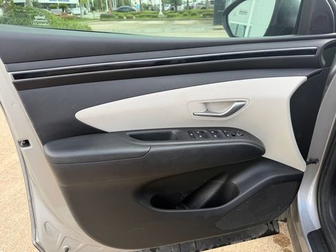 Used 2022 Hyundai Tucson Blue AWD/4WD image 8