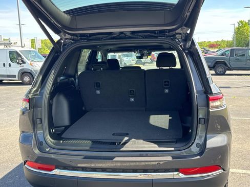 New 2026 Jeep Grand Cherokee Laredo X AWD/4WD image 13