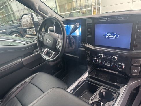 Used 2024 Ford F250 Lariat image 6