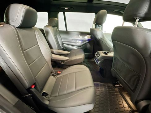 Certified 2025 Mercedes-Benz GLS 450 4MATIC image 26