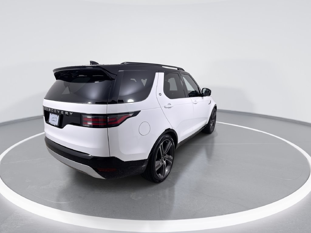 New 2026 Land Rover Discovery Limited Edition AWD/4WD image 8