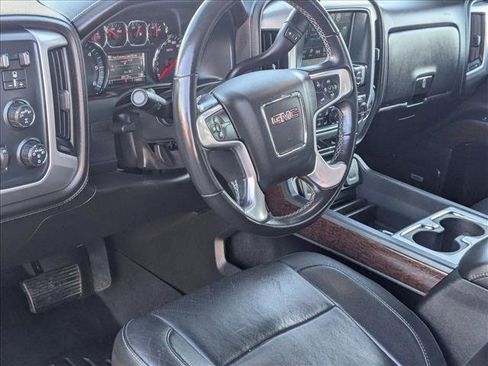 Used 2017 GMC Sierra 1500 SLT w/ SLT Premium Package image 9